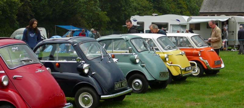 Isettas at the 2010 rally